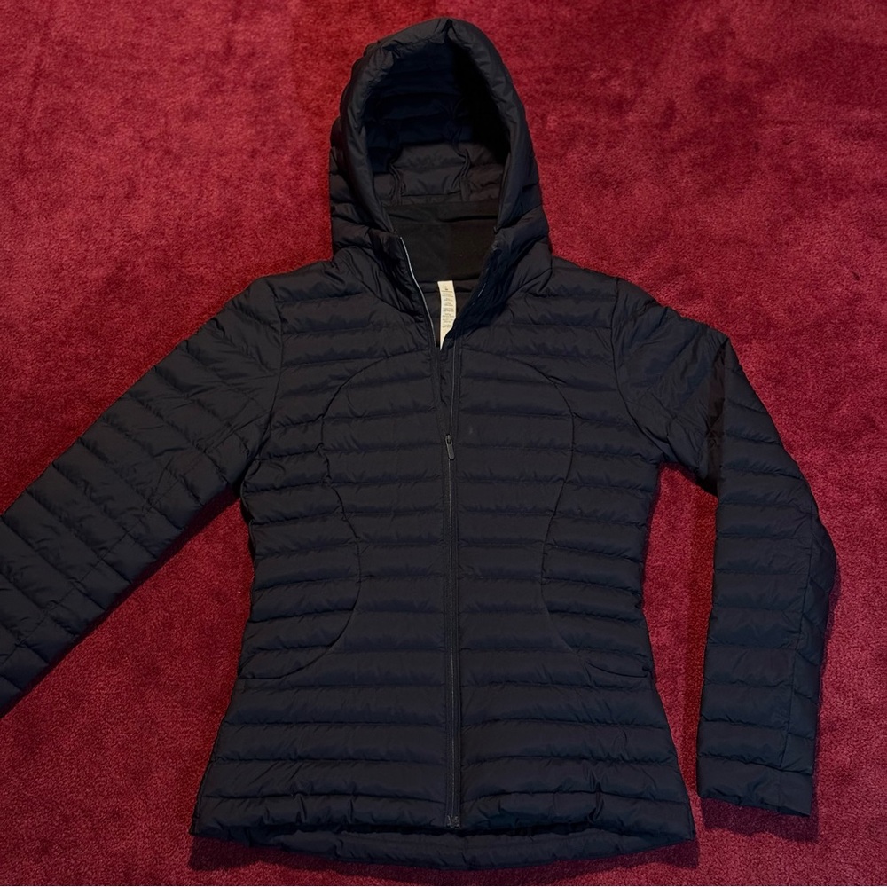 lululemon athletica Black Puffer Pack It Down Jacket